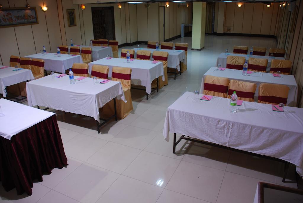Hotel Mandakini Jaya International Χιντεραμπάντ Εξωτερικό φωτογραφία
